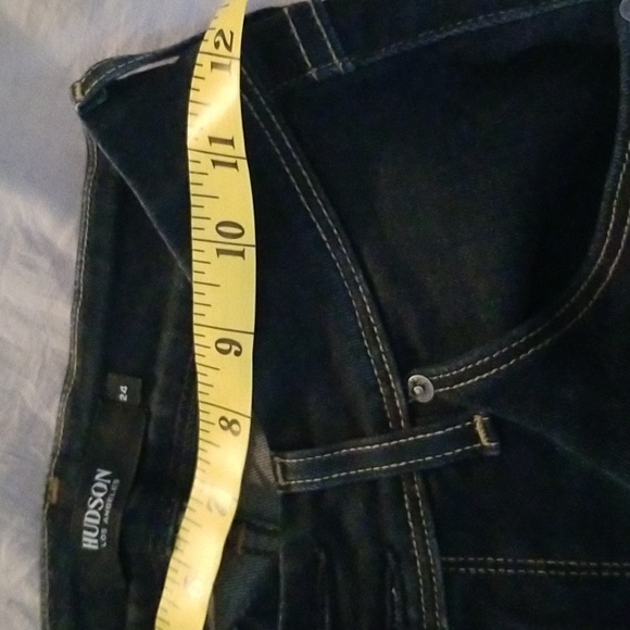 Ladies Hudson Jean's sz 24. - Picture 8 of 8